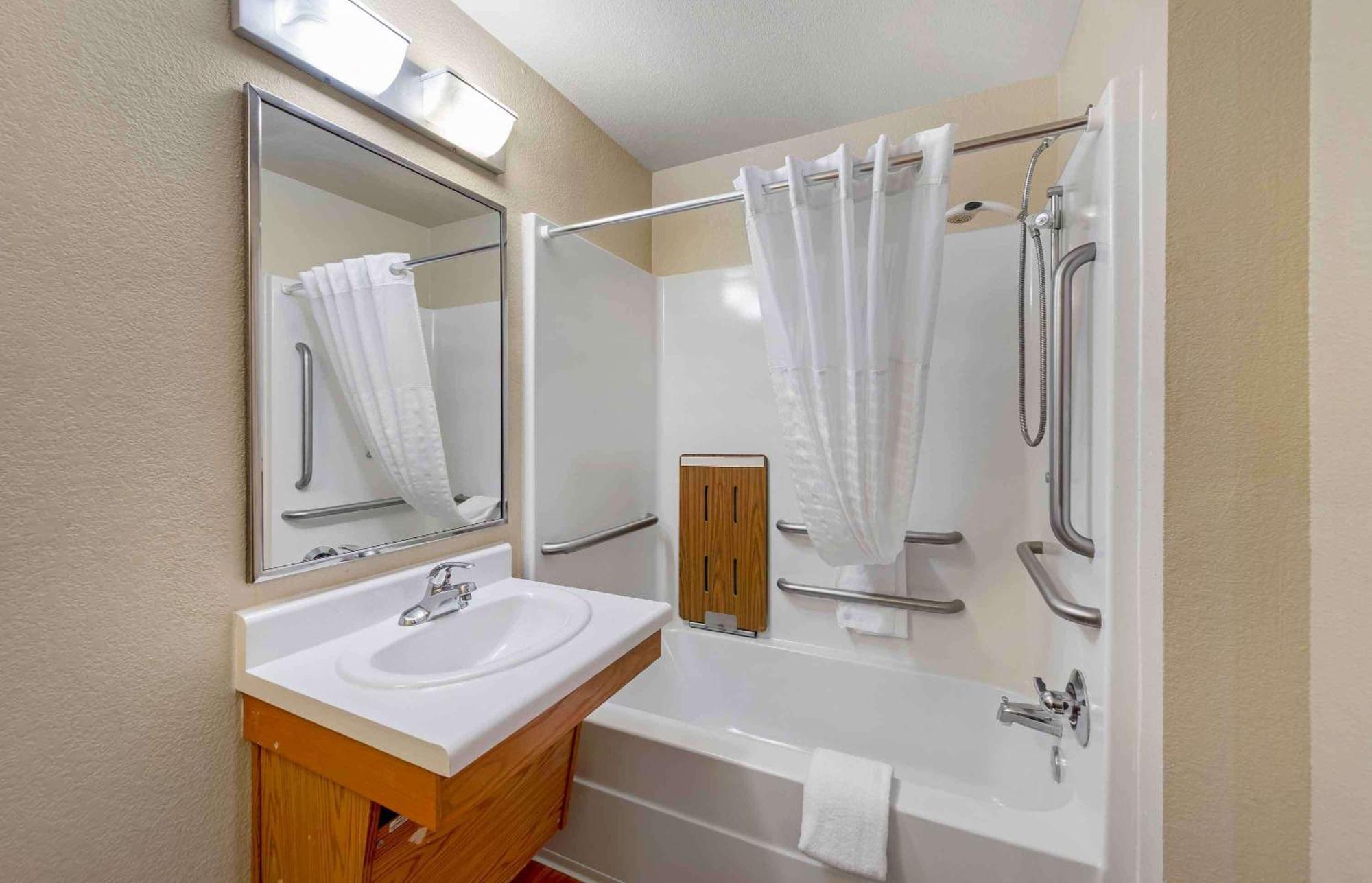 Extended Stay America Select Suites - Kansas City - South - I-49 外观 照片