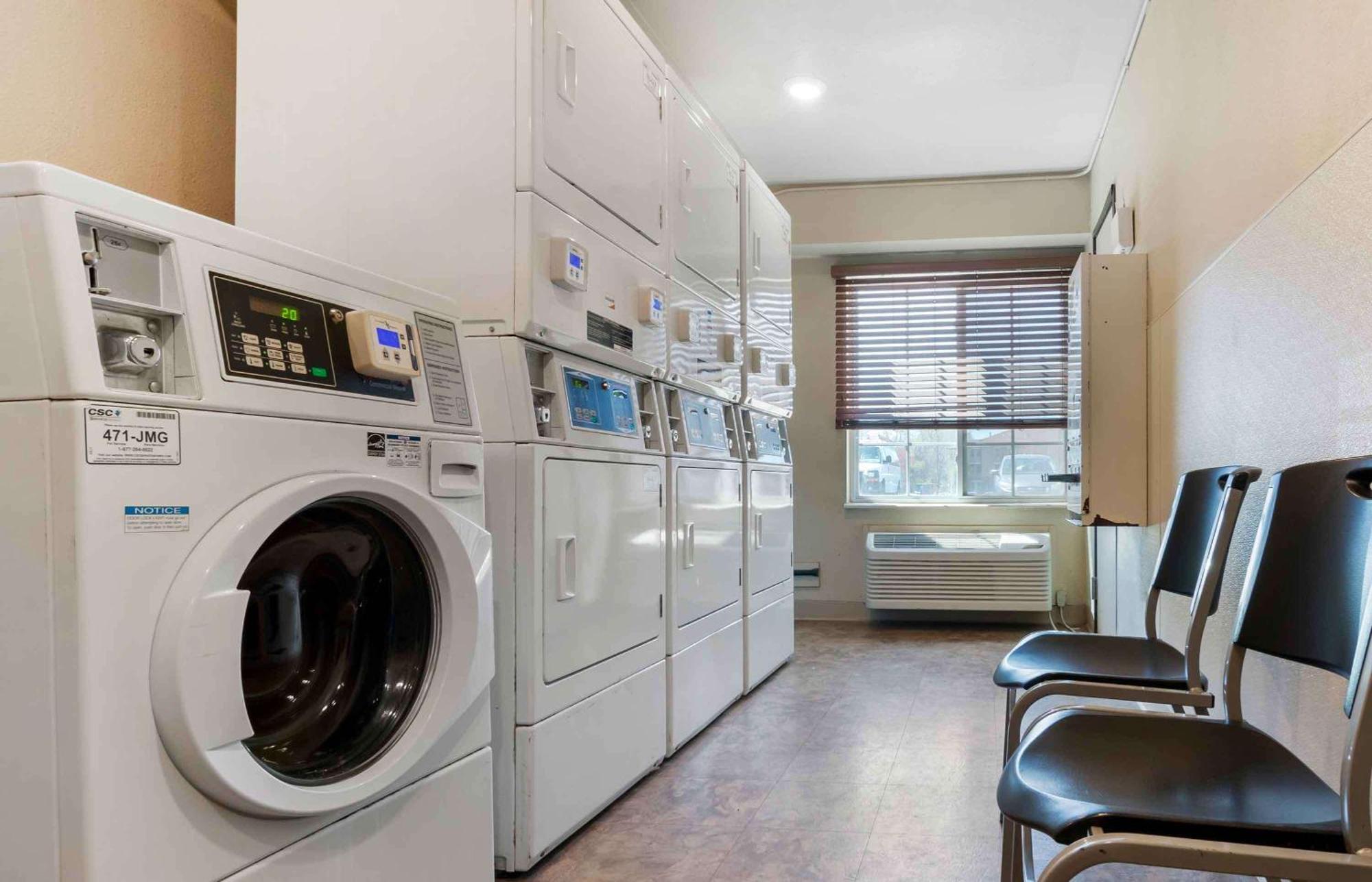 Extended Stay America Select Suites - Kansas City - South - I-49 外观 照片