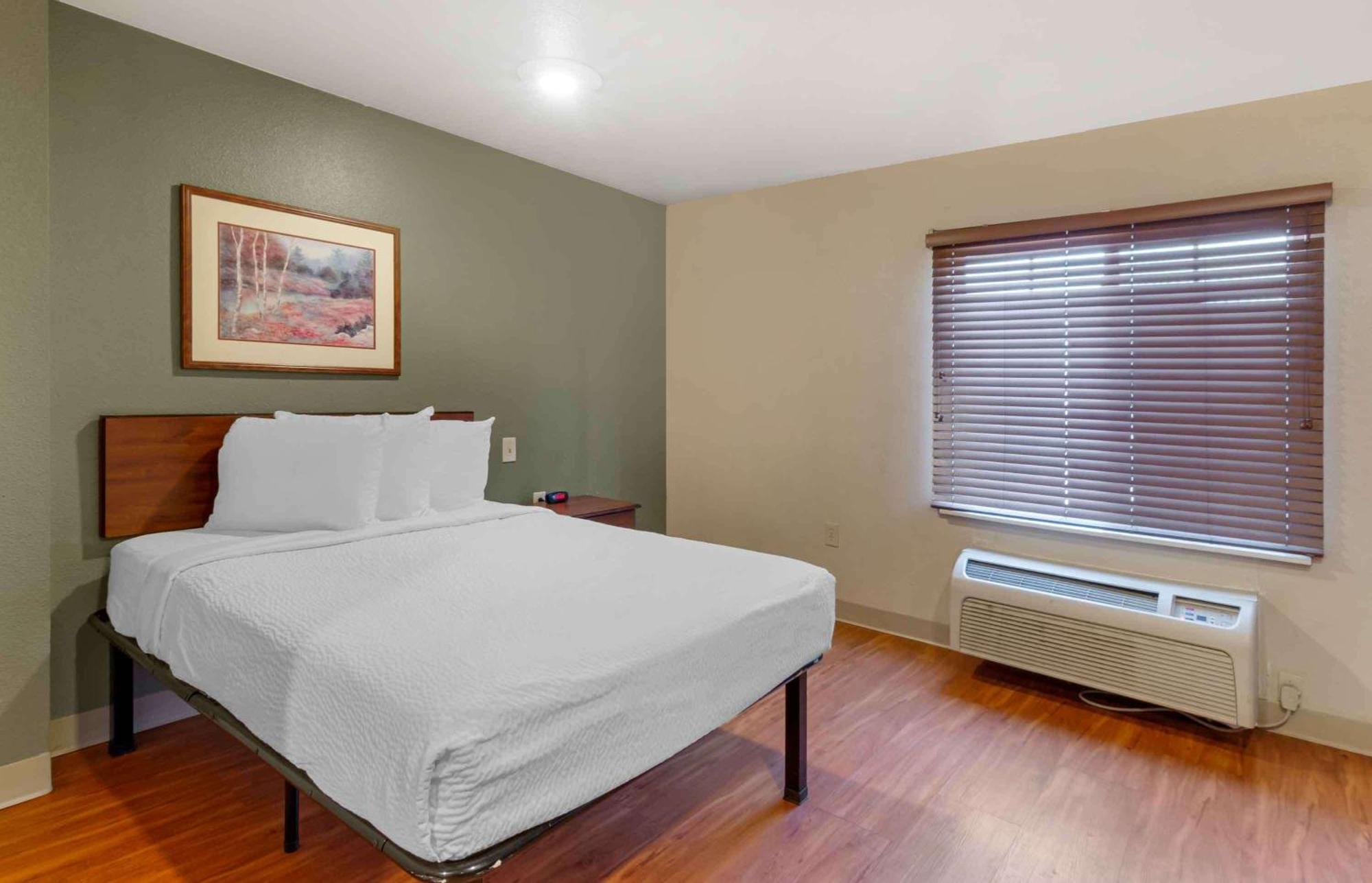 Extended Stay America Select Suites - Kansas City - South - I-49 外观 照片